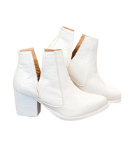 Load image into Gallery viewer, Tarim Bootie in White Croc