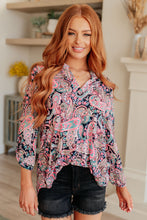 Load image into Gallery viewer, Lizzy Top in Pink Paisley