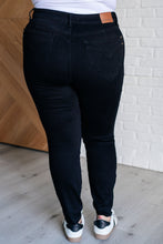 Load image into Gallery viewer, Nicole Tummy Control Skinny Jeans in Black