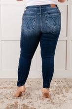 Load image into Gallery viewer, Skylar Mid Rise Thermal Vintage Skinny Jean