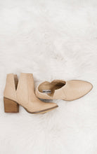 Load image into Gallery viewer, Tarim Bootie in Blush