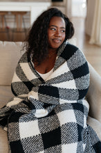 Load image into Gallery viewer, Penny Blanket Single Cuddle Size in Plaid