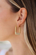 Load image into Gallery viewer, Drop Drop Pearl Accent Earrings
