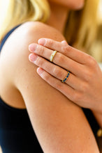 Load image into Gallery viewer, Carolina Hand Crafted White Pattern Ring