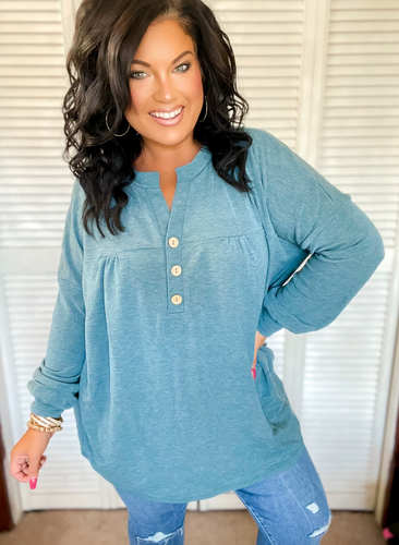 Moon Bay Top In Blue